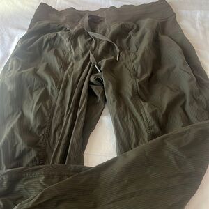Lululemon Dance Studio Mid-Rise Jogger